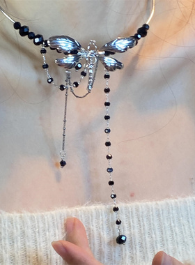 黑色串珠蝴蝶流苏项圈女