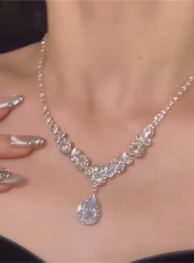 璀璨满钻项链法式超闪锆石