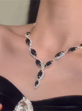 黑色锆石水滴项链耳环套装