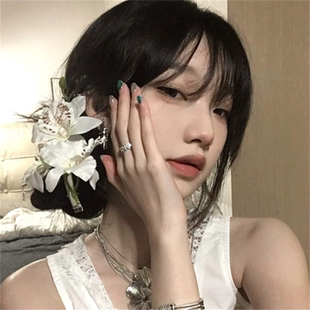 zoozmomo白色百合花发夹女氛围感仿真蝴蝶兰边夹侧边夹纯欲风发饰