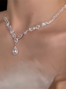 爆闪水滴流苏项链耳环女