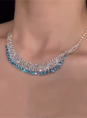 爆闪蓝色水钻项链女轻奢