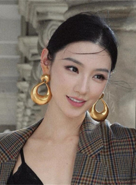 宋佳同款金色大耳环女