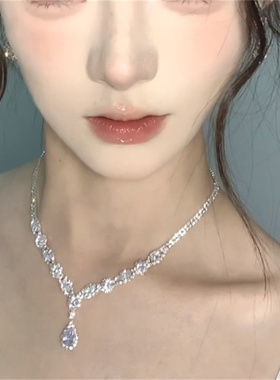 欧美风轻奢镶钻项链高级感水滴