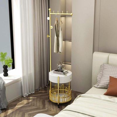 轻奢铁艺立式挂衣架床头柜一体现代简约可移动衣帽架家用卧室衣架
