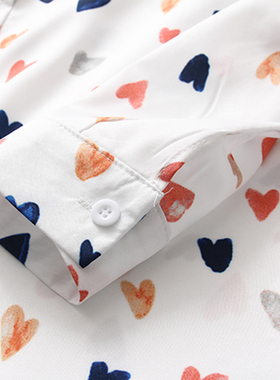 Button up love printed shirt for women系扣爱心印花翻领衬衫女