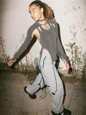 圆领不规则吊带圆领不规则吊带