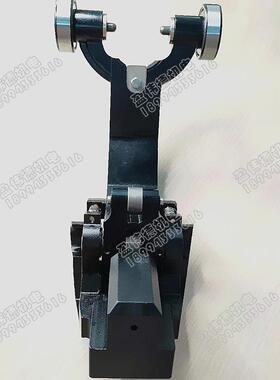 科迈特BT30钻攻机刀夹课迈特KEMT加工中心CNC钻攻机刀架卡爪刀爪