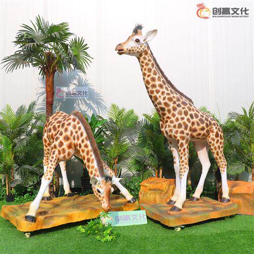 会动会叫仿真动物长颈鹿感应电动机械式互动装置场景定制作