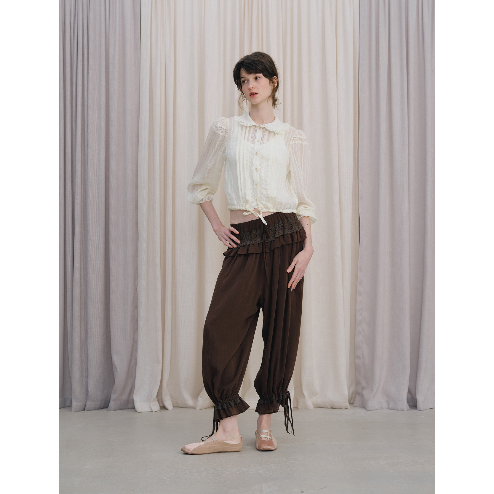 DKZ 娃娃领蕾丝拼接长袖衬衫女春夏新款复古法式薄款微透衬衣