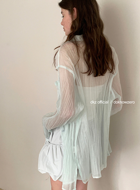 DKZ 绿色透视长袖衬衫外套女春夏新款宽松压褶衬衣