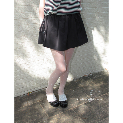 DKZ 黑色半身裙女新款宽松简约百褶蓬蓬短裙