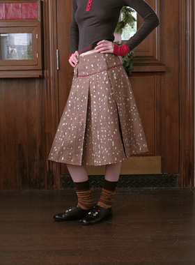 DKZ 咖色小鹿纹百褶半身裙女秋冬新款复古水洗中裙