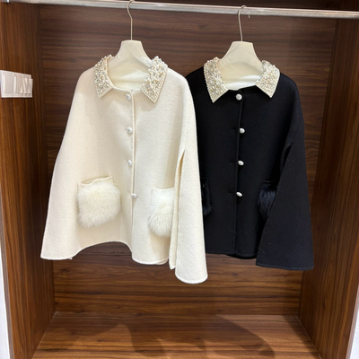 莓果设计式复古设计感气质斗篷羊毛外套（含100绵羊毛）Oj6837