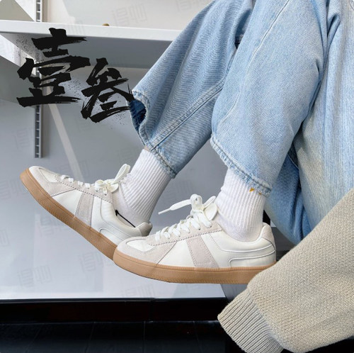 李宁 云川男女同款情侣休闲德训鞋轻便舒适复古百搭低帮板鞋