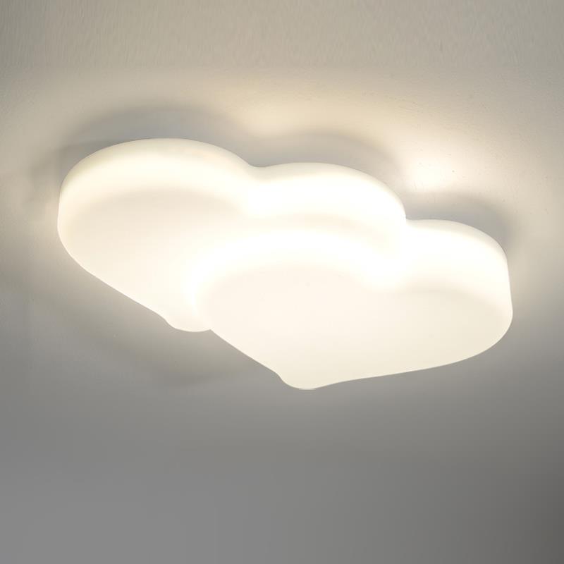吸顶灯爱心简约现代语音智能遥控卧室灯led少女心儿童房间灯具新
