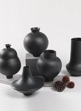 新中式陶瓷花瓶复古雕刻陶罐民宿黑色花器家居客厅摆件