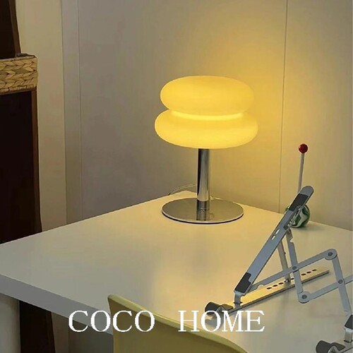COCO直销跨境桌面小台灯卧室装饰台灯包豪斯后现代简约中古小夜灯