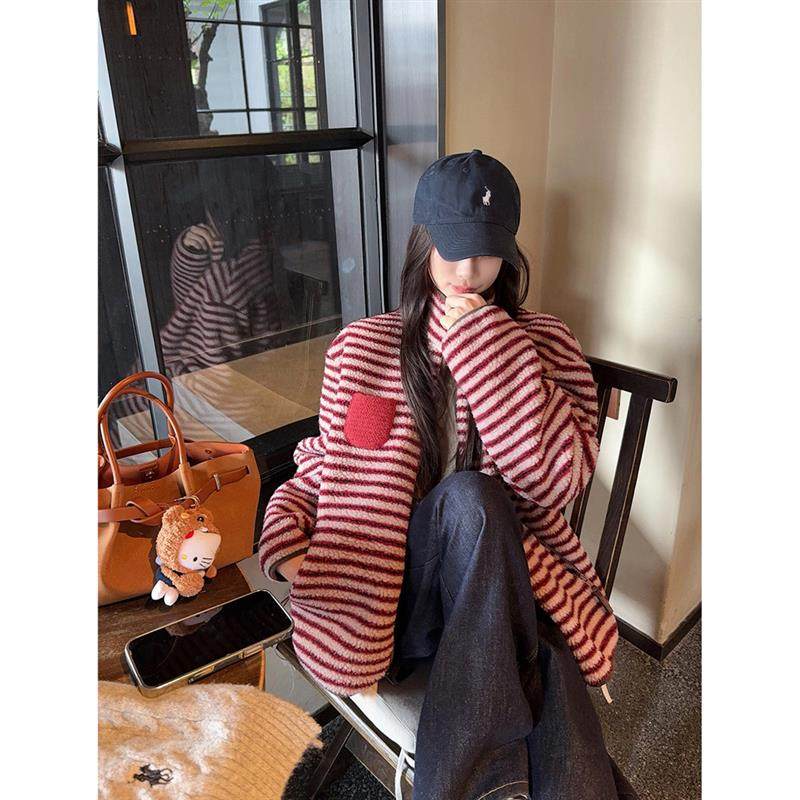 复古撞色条纹仿羊羔毛外套女2025冬季新款加厚设计感拼接宽松上衣,女装/女士精品,短外套,淘宝优惠券,粉丝福利购,淘宝优惠卷