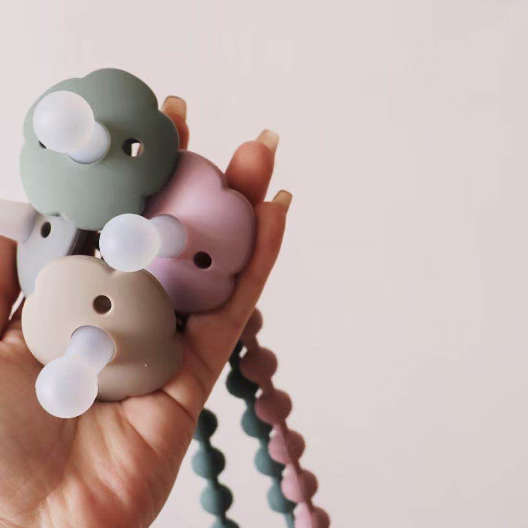 婴儿一体成型花朵奶嘴 新生儿安抚硅胶奶嘴 超柔软防胀气哄娃