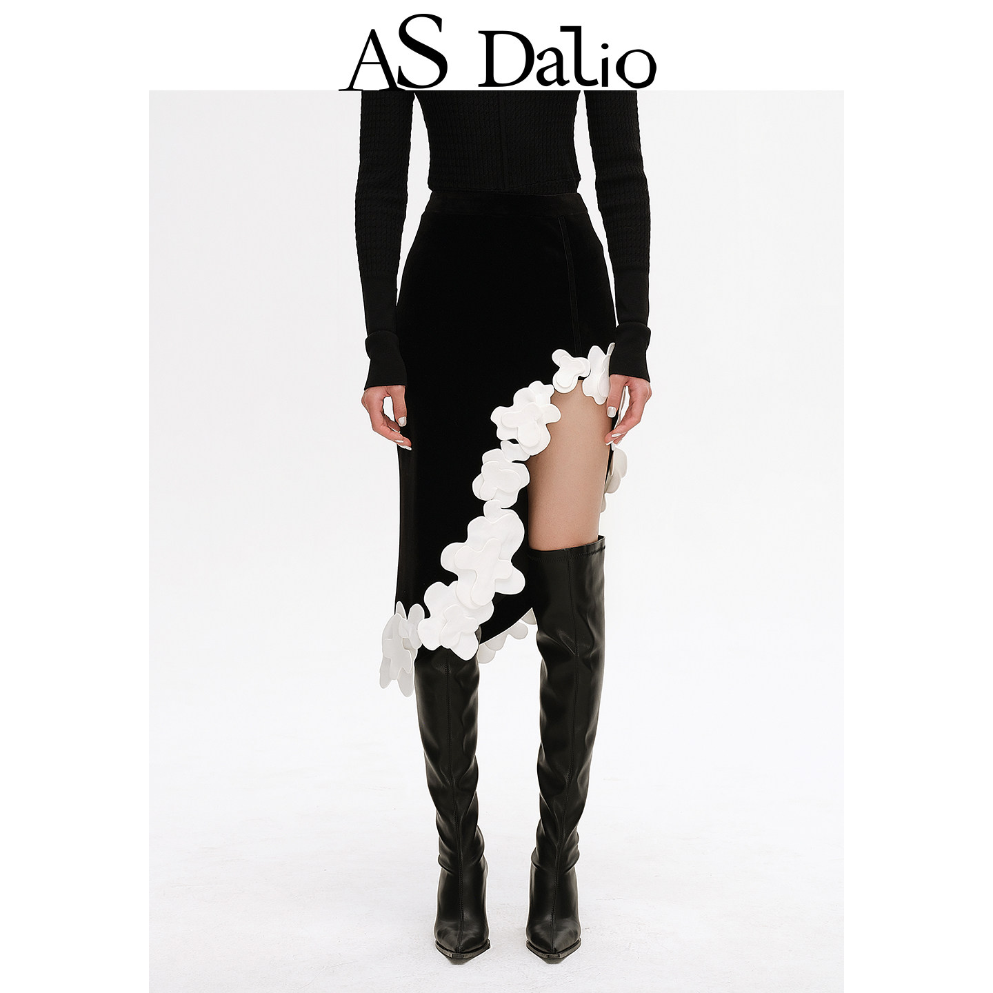 【万妮达同款】AS DALIO不规则立体白色花朵设计中裙黑色丝绒半裙,女装/女士精品,半身裙,淘宝优惠券,粉丝福利购,淘宝优惠卷