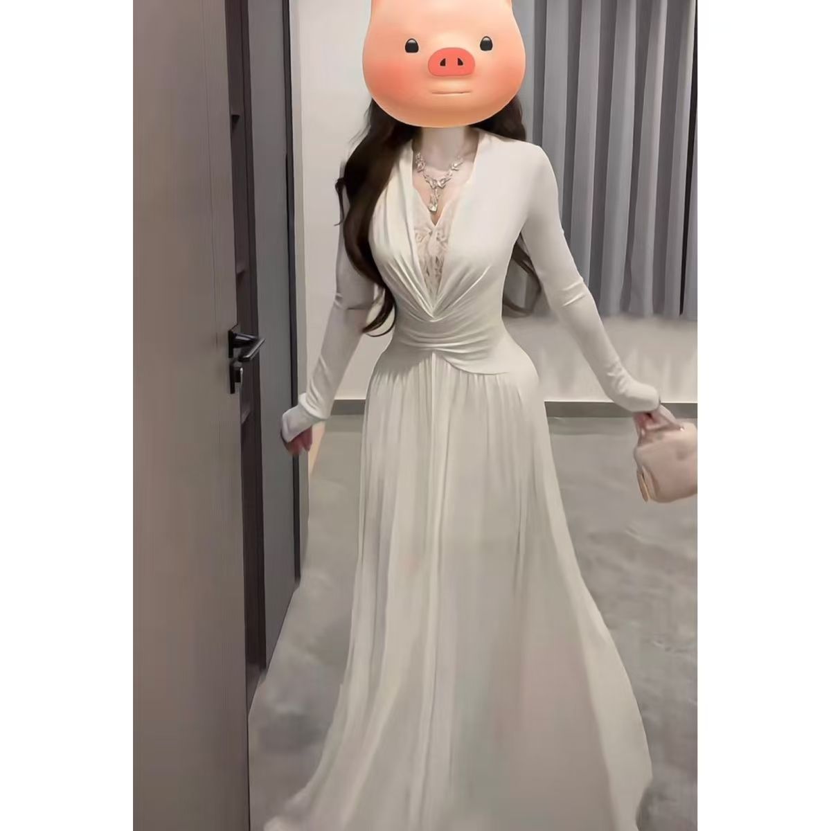 小可wiwi韩版通勤V领蕾丝拼接长袖连衣裙女秋季新款收腰内搭长裙