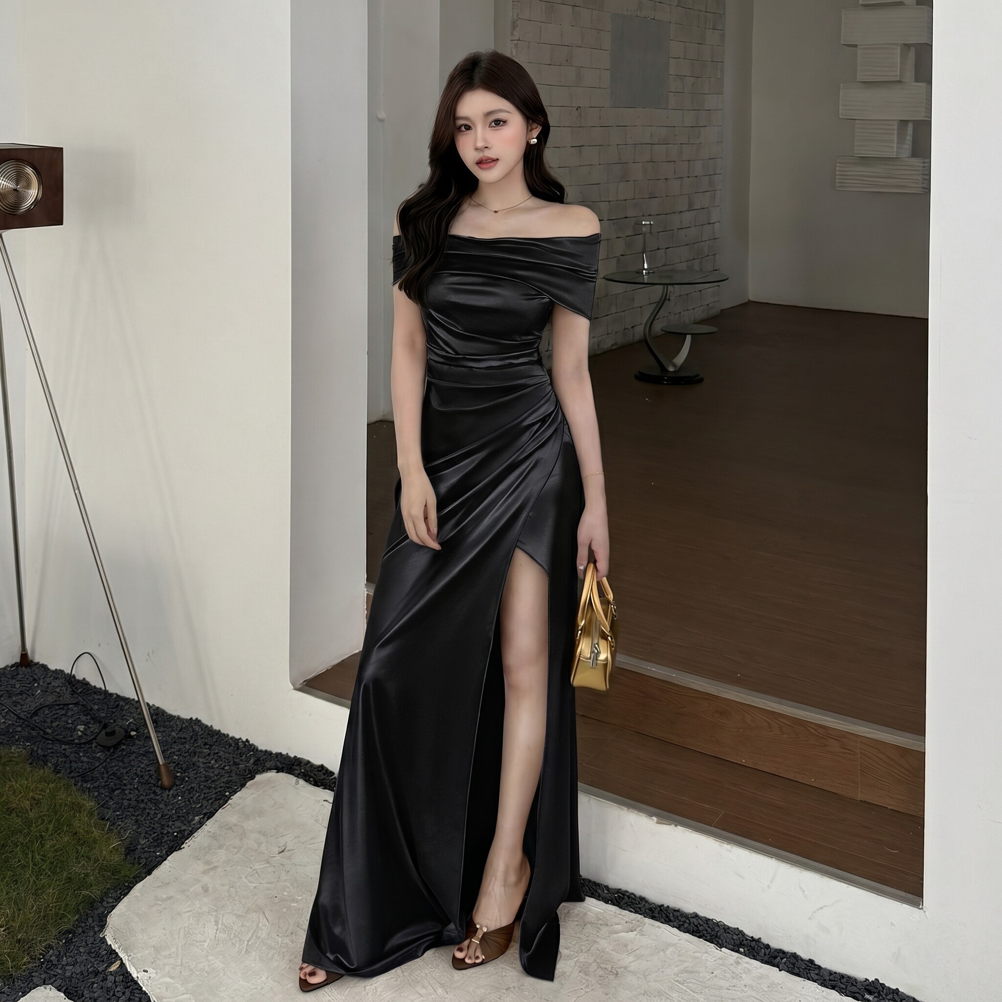 小可wiwi黑色一字肩缎面晚礼服女收腰开叉鱼尾长裙年会主持连衣裙 - 实物图