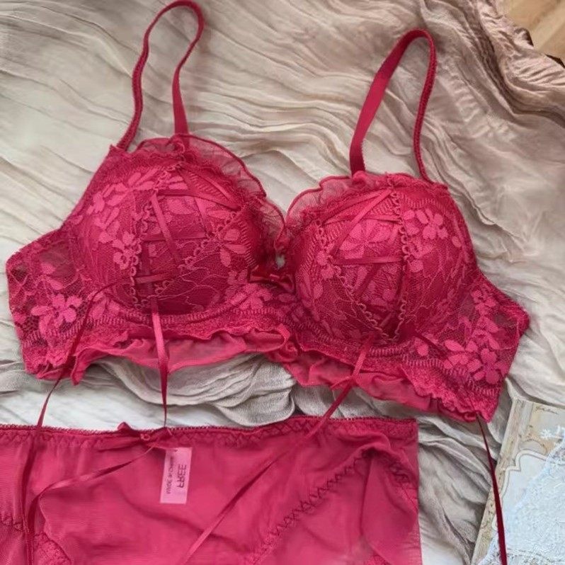 2026马年性感红色内衣套装女本命年小胸聚拢无钢圈结婚新娘文胸罩
