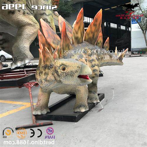 仿真恐龙剑龙一家机械模型可动可发声景区游乐园引流打卡产品