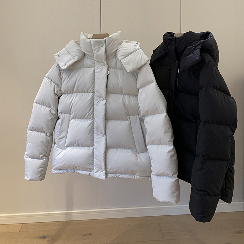 lu五格 三星90鸭绒 杜邦三防面料加厚保暖可脱卸连帽羽绒服女外套