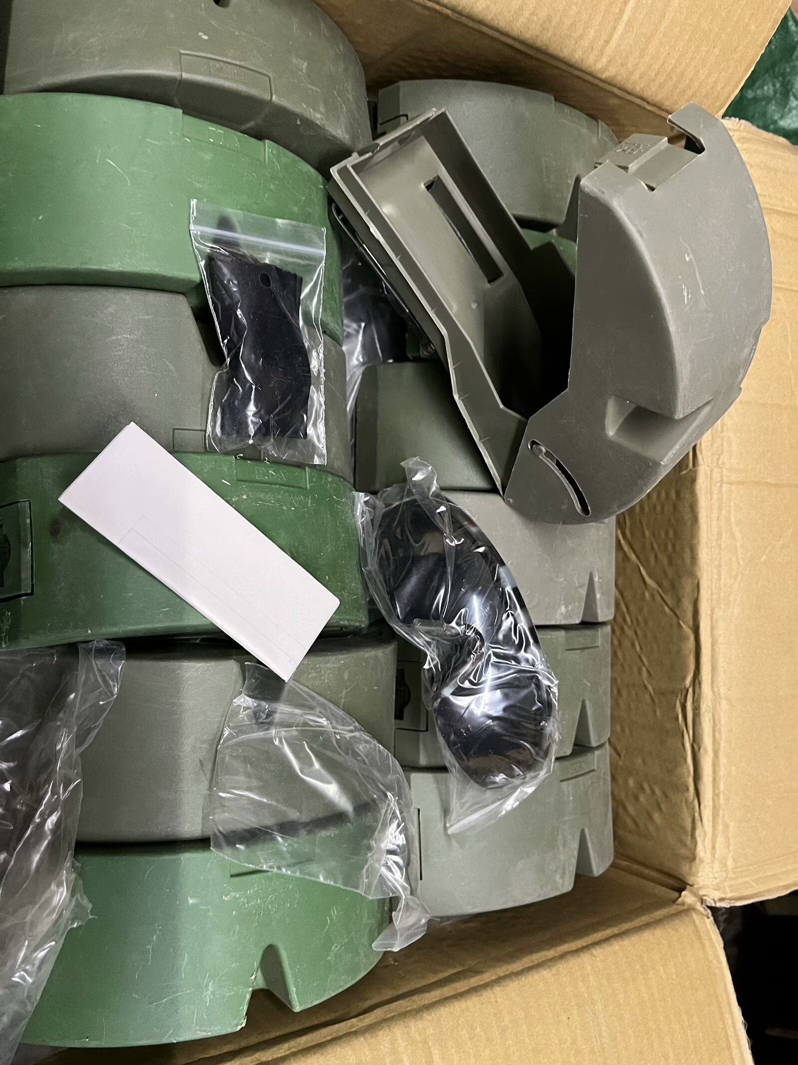 包原品骑行护目镜03户外眼镜战术双镜片防风沙风镜带备用松紧绳镜