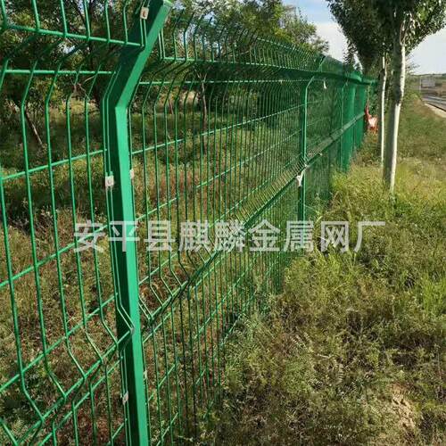 高速路网护栏网BBV草原围栏边防护公栏养殖圈网地网