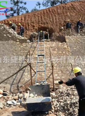 电动爬坡提ne升坡机 建筑工地斜提升上料机Slope MKAliftig feder