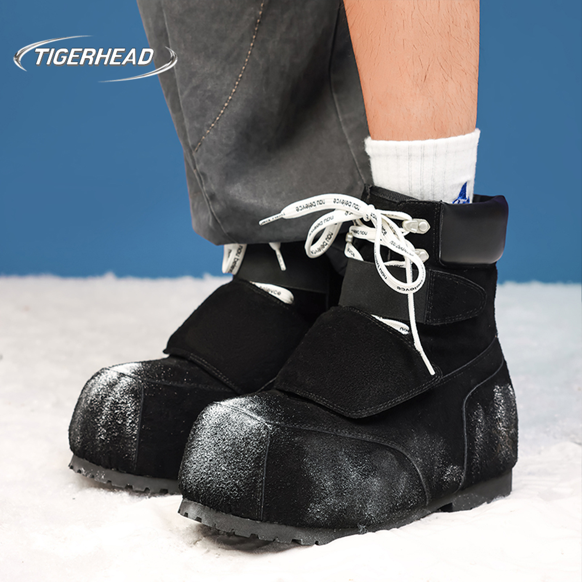 原创冬季防寒雪地靴男女款Q版