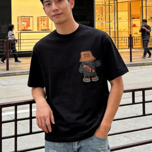 黑色圆领时尚 新款 宽松纯棉上衣 T恤男2026年夏季 潮牌卡通印花短袖