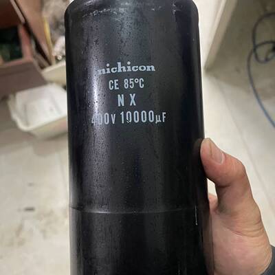 可议价尼吉康 400V 12000uF 电容，，成色如图，