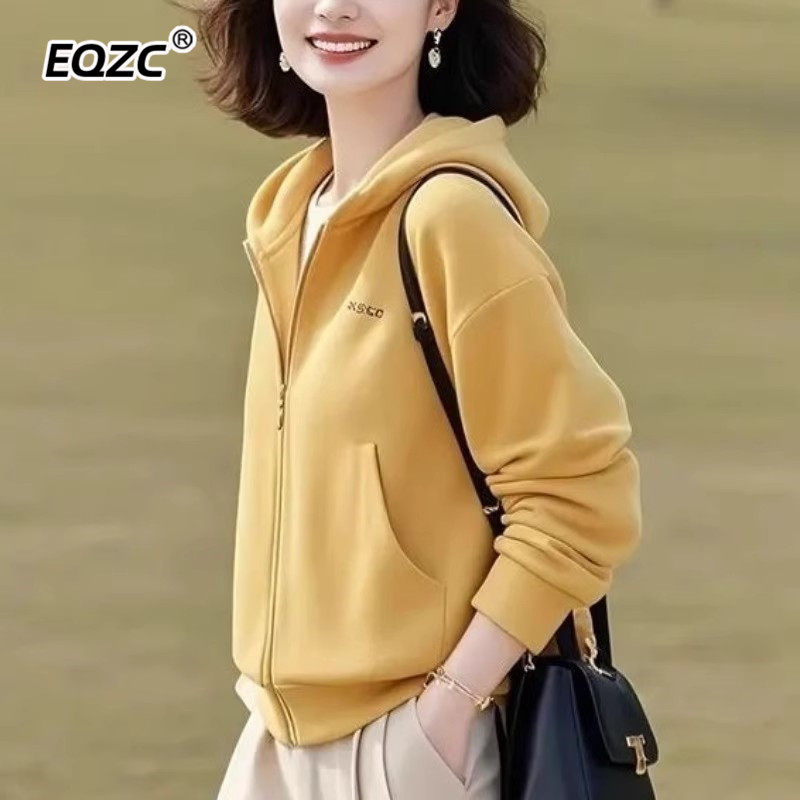 2025超火减龄黄色连帽卫衣外套薄款女春秋季休闲运动拉链开衫上衣