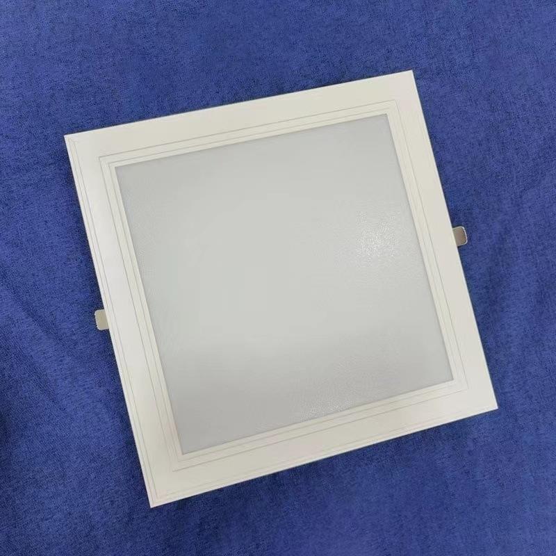 30*30卡扣厨卫灯25*25卫生间嵌入式led吸顶灯20*20厨房灯吊顶灯