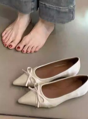 仙女风尖头单鞋女2025气质新款配裙子蝴蝶结配裙子温柔百搭瓢鞋潮