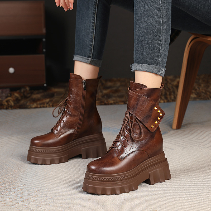 2022年秋冬季铆钉马丁靴新款内增高厚底高帮靴休闲百搭10cm女鞋