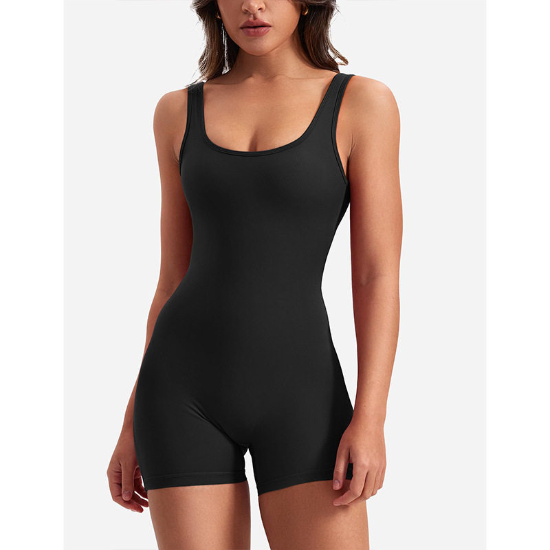 One-line collar outback one-piece shorts  一字领露背连体短裤