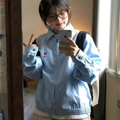 春秋浅蓝色外套棒球服翻领夹克潮