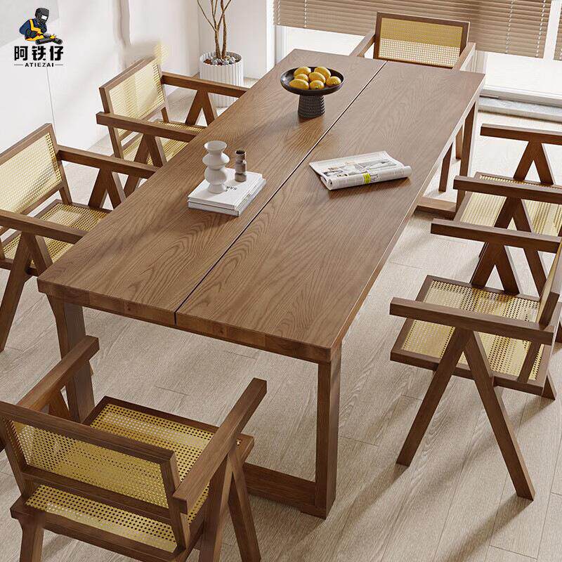 现代简约家用小户型莫比恩实木餐桌轻奢全实木长方形吃饭桌子加工