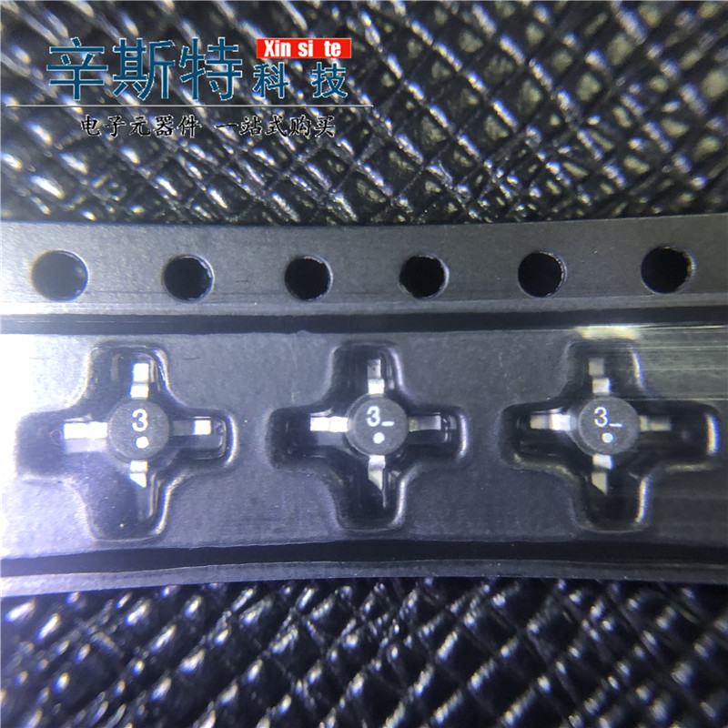 ERA-3SM ERA-3SM+ 丝印3 E3 3- SMT-86 射频放大器芯片 mini 直拍