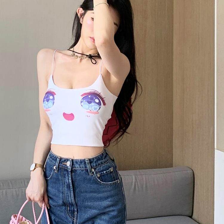 皮卡丘大眼睛T恤美女跳舞露脐上T恤