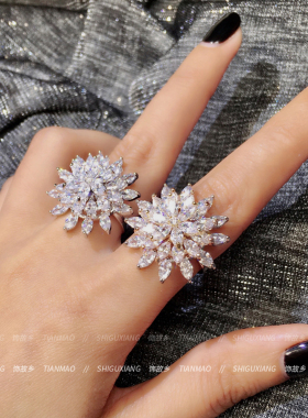 可旋转花朵戒指女小众设计