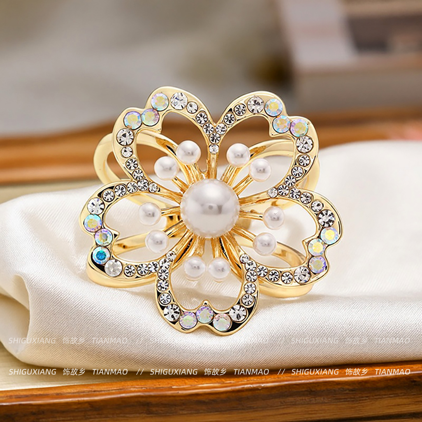 风衣大衣腰带打结扣系蝴蝶结