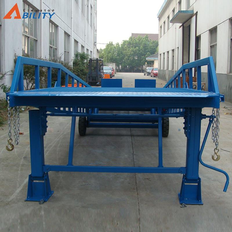 厂家移动式登车桥简易装卸货平台集装箱固定移动式登车桥