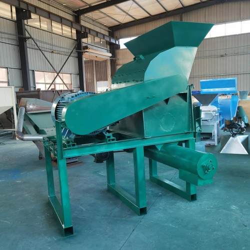 熟冻玉米发酵料粉碎机米糠燕麦壳锤片粉碎机大枣山楂饲料粉碎机