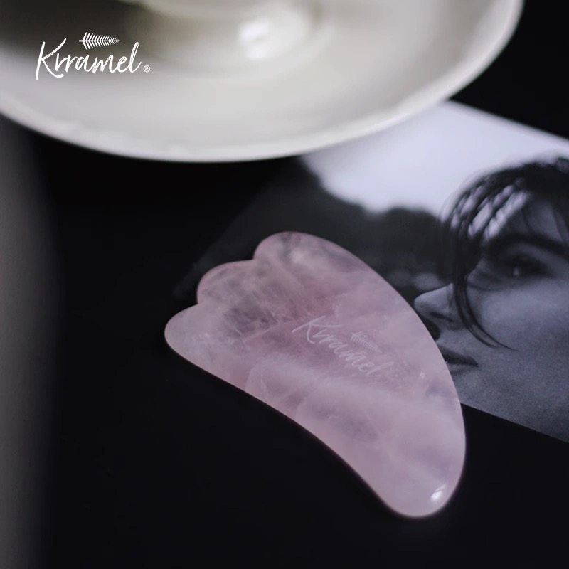 KRRMEAL面部刮痧板加厚粉色水晶玉石女士美容板脸部专用幸运礼物